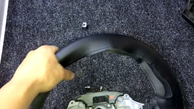 Перетяжка руля TOYOTA COROLLA собственноручно!!! смотреть онлайн