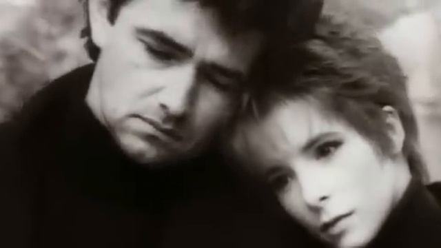 Mylene Farmer - Regrets.avi смотреть онлайн