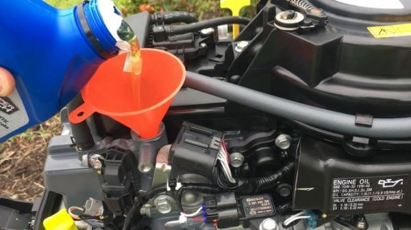 Suzuki 20hp DF20AS3 Unboxing and First Start