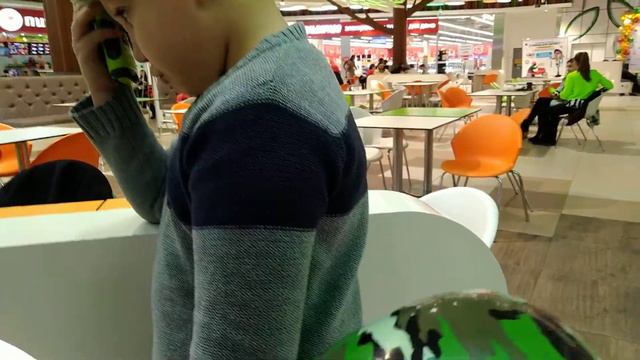 Яна полицейский, берет отпечатки пальцев смотреть онлайн