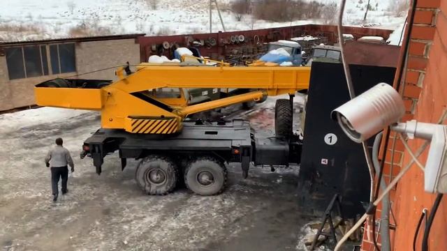 Урал автокран прошедшей полный капитальный ремонт! смотреть онлайн