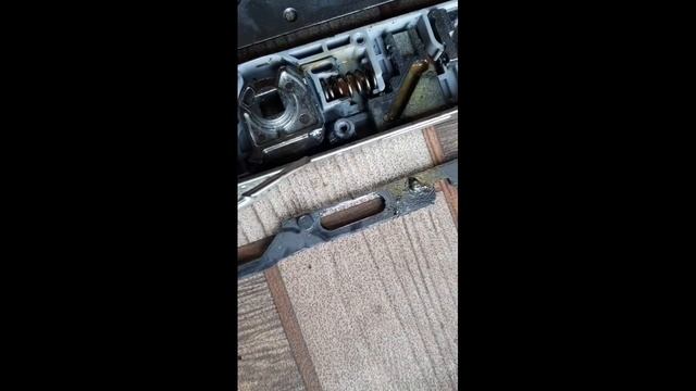 Нельзя так устанавливать пластиковую дверь❗