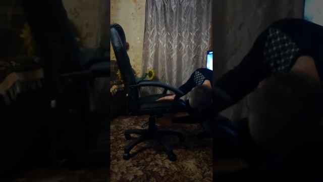 Обзорчик кресла Tetchair DRIVER часть 2