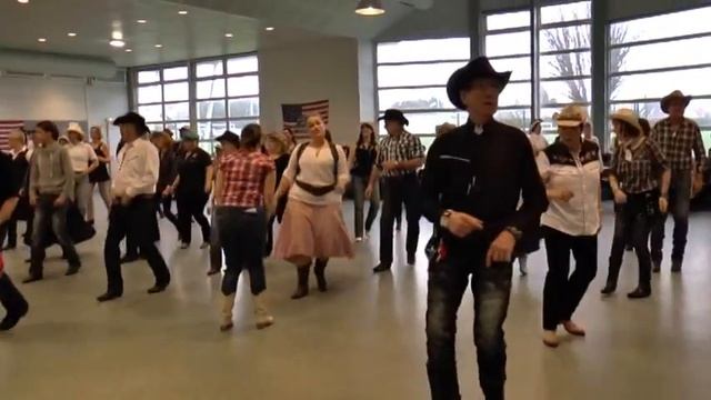 ROSE GARDEN COUNTRY DANCE смотреть онлайн