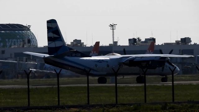 Vulkan Air Antonov An-26B Landing At Belgrade Airport смотреть онлайн