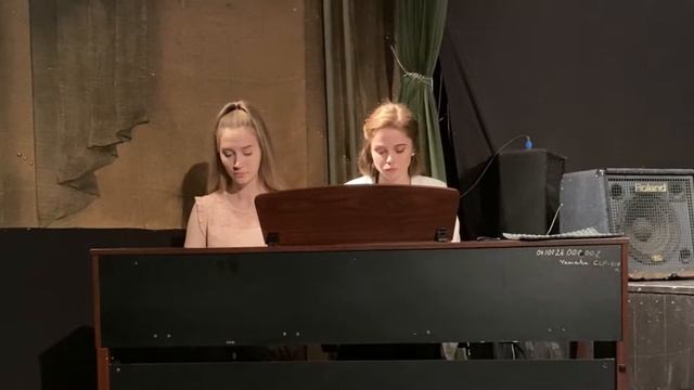 «С любимыми не расставайтесь» на фортепиано // экзамен // театральное училище // Иркутск смотреть онлайн