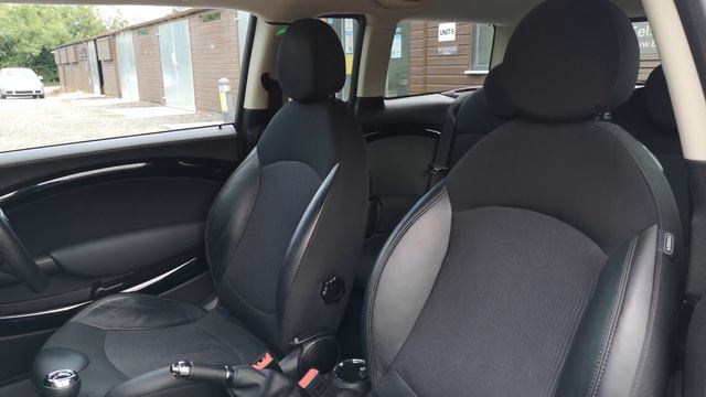 Mini Cooper Clubman - 4K