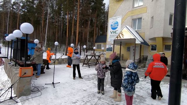 23 февраля отмечает Егоза! смотреть онлайн