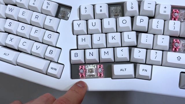 Достойна ли внимания - Akko Alice Pro? смотреть онлайн