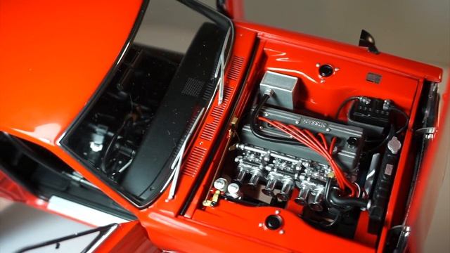 1/18 AUTOart Nissan Skyline GT-R (KPGC-10) 77444- Red смотреть онлайн