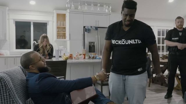 Playing a Pred in Mortal Kombat 1: If he Loses, I Call the Cops смотреть онлайн