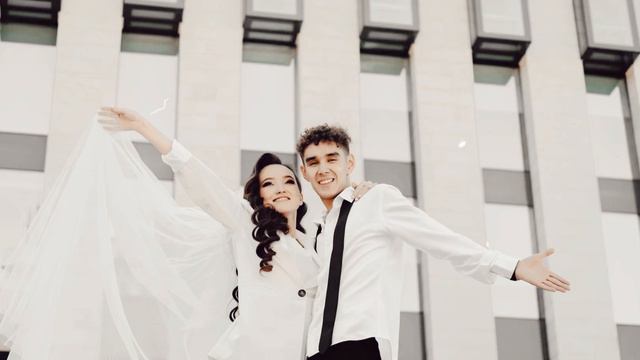 Азамат Төрехан & Айнұр Тасымова - СҮЙІКТІМЕ смотреть онлайн