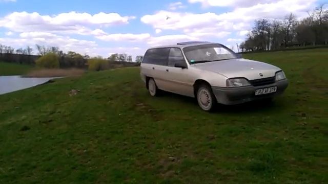Test Drive Opel Omega