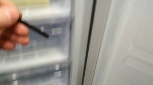 Как перевесить двери холодильника LG