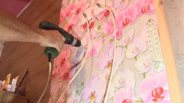 Кронштейн для телевизора 