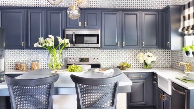 ТОП 35 САМЫХ КРАСИВЫХ СЕРЫХ КУХОНЬ / ДИЗАЙН И ИНТЕРЬЕР КУХНИ 2023 смотреть онлайн