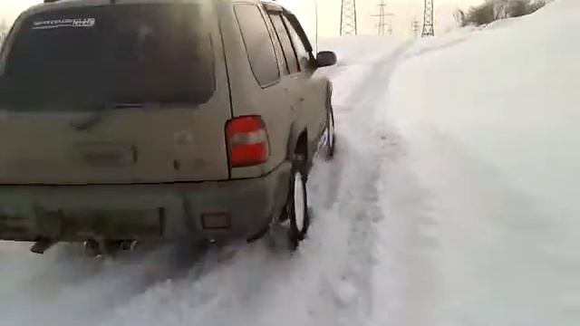 Киа спортейдж 1 по снегу смотреть онлайн