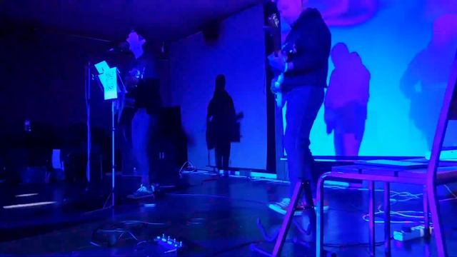 Кавер-группа НАШЕ ЛЕТО - кавер The Hatters, песня Да со мной не просто смотреть онлайн