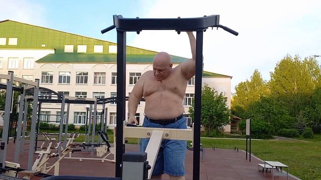 ОФП на уличных тренажёрах смотреть онлайн