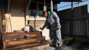 Как закрепить балясины на лестнице и как крепятся перила.