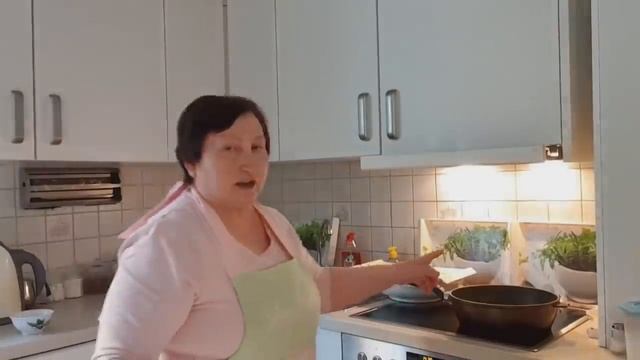 Витаминные пироги с зеленью!Очень вкусно и полезно! смотреть онлайн