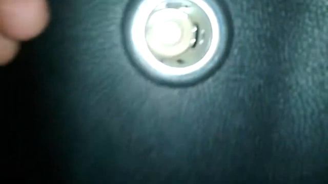 Видео: Где находится прикуриватель в багажнике Skoda Yeti, Шкода Йети смотреть онлайн