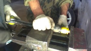 Toyota Prius - Замена сайлентблоков передних рычагов