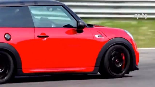 Mini John COOPER Works 231 л.с. всего 6 автомобилей специальной серии