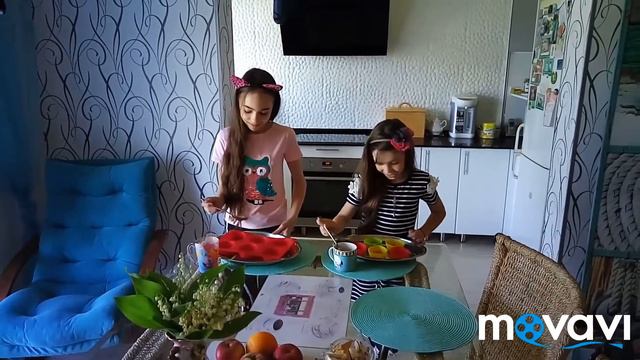 #25 Кулинарный VLOG/Алиса и Викуся -юные поворята ! смотреть онлайн