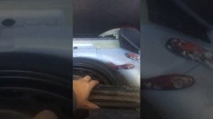 в салоне вода в запаске Opel Astra J