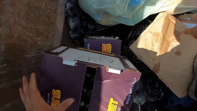 Amazon Fresh Score & Old Navy Dumpster Diving - S1E59 смотреть онлайн