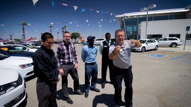 We decided to have an impromptu talent show today! смотреть онлайн