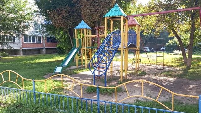 Прогулка по станице Ленинградской, ул. Чернышевского смотреть онлайн