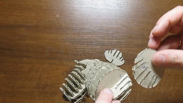 Муми-тролль из гофрокартона