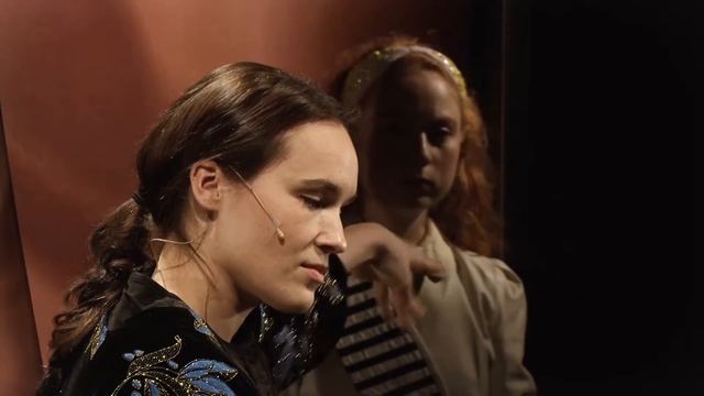 Trailer | Het verhaal van Erica Speen (een remake) - Circus Treurdier смотреть онлайн