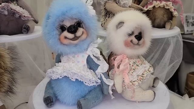 Москва. Апрель 2023. Фестиваль - Куклы и мишки Тедди на Тишинке! смотреть онлайн