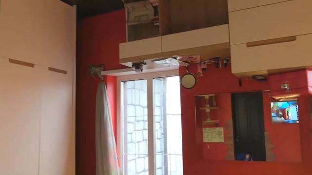 Дом вверх дном. Гуляем вверх ногами. смотреть онлайн