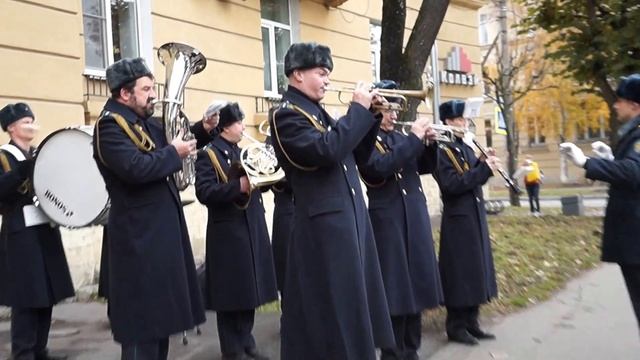 Военный духовой оркестр. Марш Гренадер. смотреть онлайн