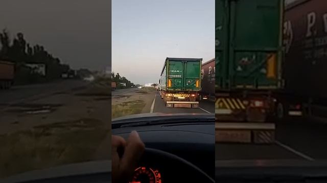 Видео депутата облсовета Руслана Нероды: пробка на въезде в Николаев смотреть онлайн