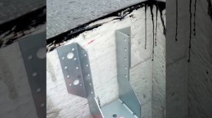 Разметка по лазерному уровню под лаги пола.