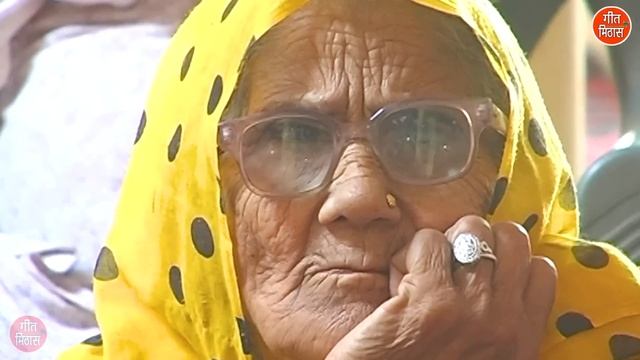 मैया मैंने दो दो कुल अपनाए | दिल छूने वाला भजन | Maiya Maine Do Do Kul Apnaye | Komal Gouri смотреть онлайн