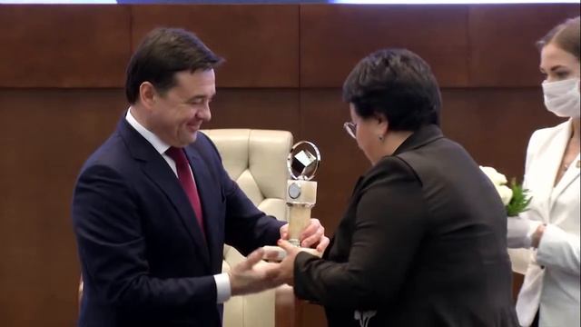АДМИНИСТРАЦИЯ РЕУТОВА ПРИЗНАНА ОДНОЙ ИЗ ЛУЧШИХ В ПОДМОСКОВЬЕ 24.12.20 смотреть онлайн