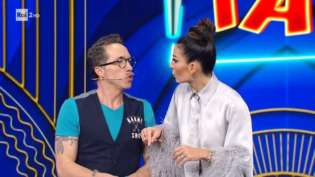 Nicola - Mad in Italy 19/02/2024 смотреть онлайн