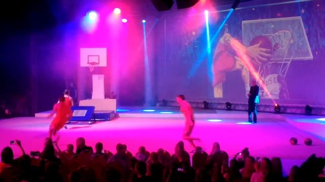 Шоу Олимпийских Чемпионов. Герои нашего времени. Баскетбол. 21.12.18 смотреть онлайн