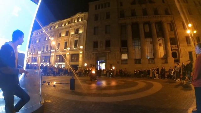 Файер-шоу на улицах Питера смотреть онлайн