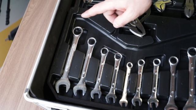 Обзор универсального набора инструментов - WMC TOOLS 186 предметов смотреть онлайн