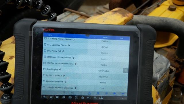 Ford Explorer Radio / Sync Screen Dead Intermittently U0253 смотреть онлайн