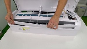 Снять крышку внутреннего блока Royal Clima Perfetto