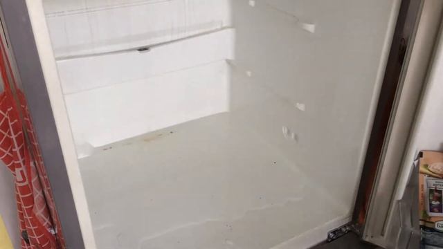 Вода в поддоне холодильника LG под ящиком с овощами. Лёгкое решение проблемы смотреть онлайн