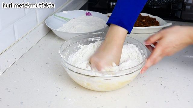 BU TARİF Sizi YILDIZ Yapar! YOK Böyle BİR Lezzet! ISLAK Elmalı KURABİYE Tarifi смотреть онлайн